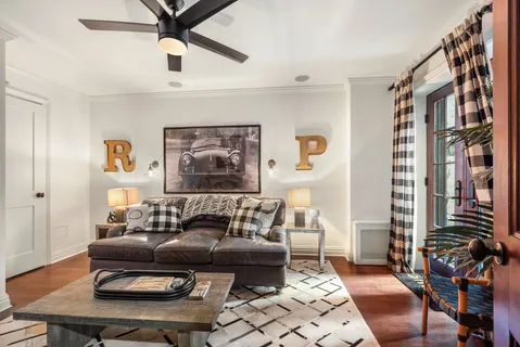 $3,295,000 | 4 East 82nd Street, Unit 1/2R | Upper East Side