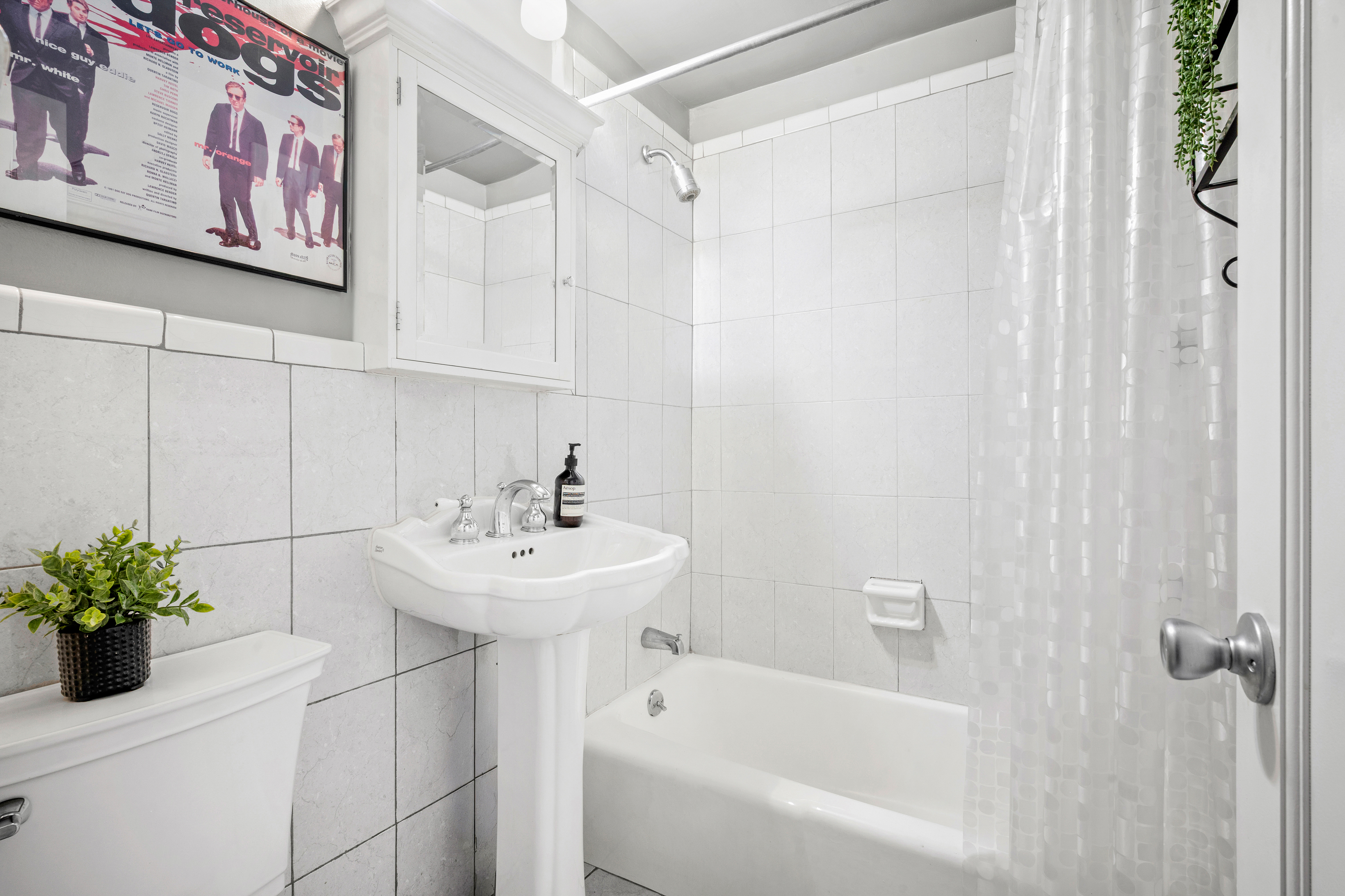 235 West 70th Street, Unit 3FG Manhattan, NY 10023 - Photo 13 of 14