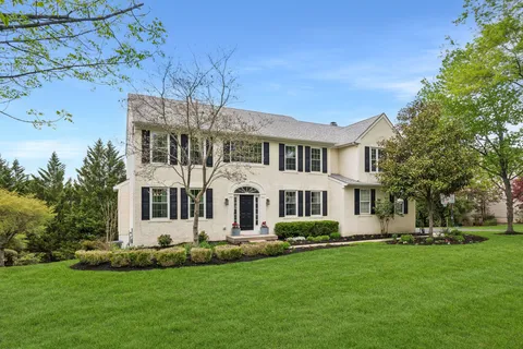 $1,100,000 | 765 Iris Lane, Media, PA 19063