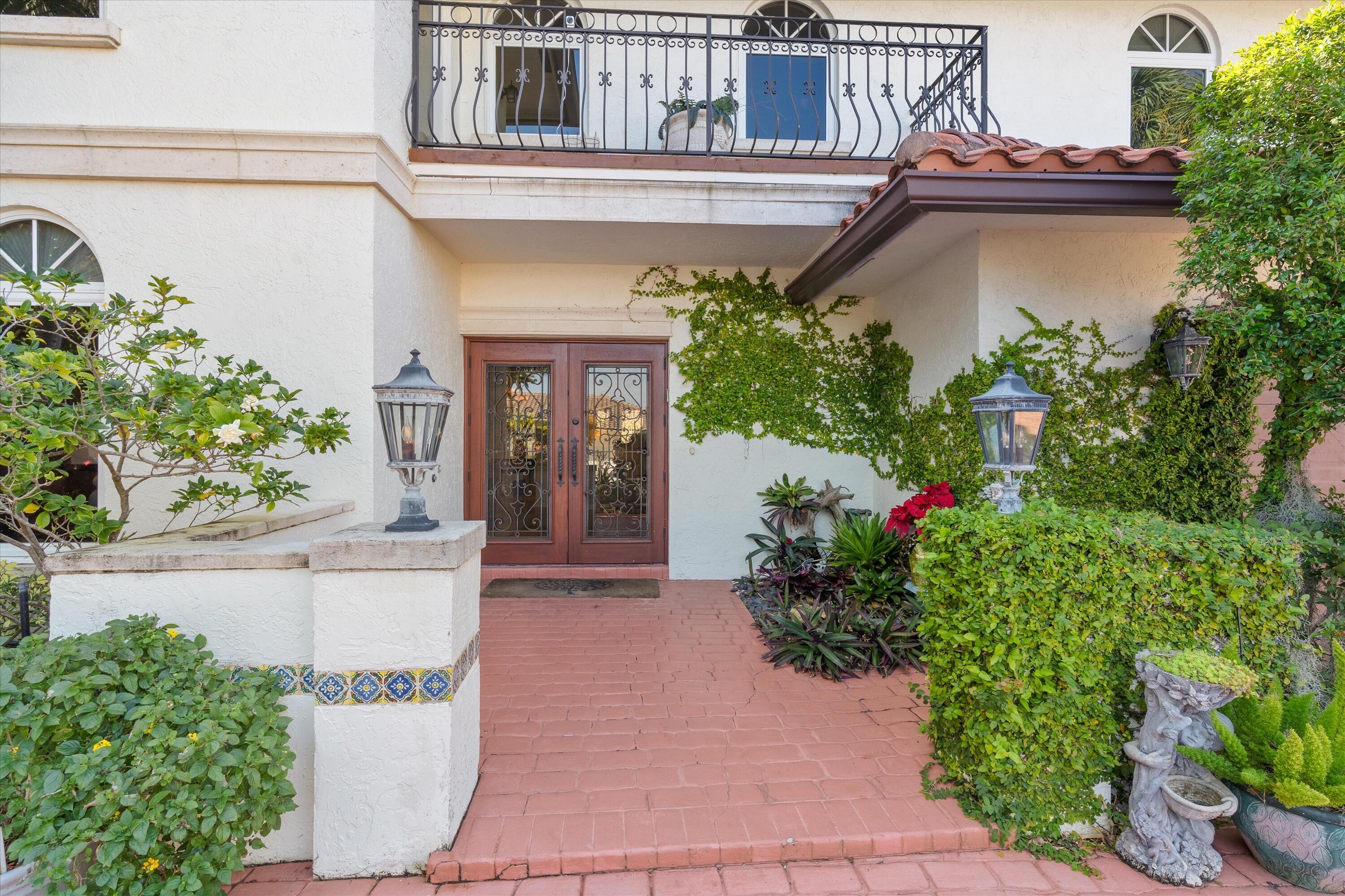 710 Marble Way Boca Raton, FL 33432 - Photo 13 of 57