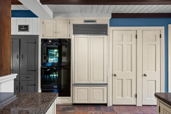 $1,200,000 | 730 North Stanwick Road, Moorestown, NJ 08057