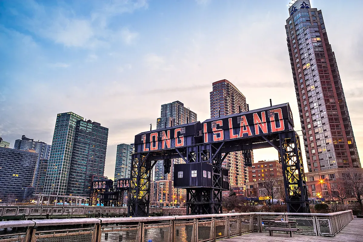 44-72 11th Street, Unit A207 Queens, NY 11101 - Photo 10 of 11 a front view of a multi story building