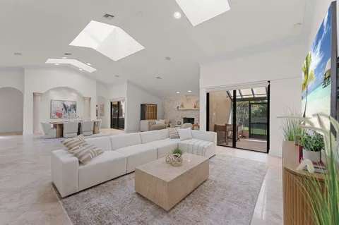 $2,300,000 | 18950 Southwest 59th Street, Southwest Ranches, FL 33332