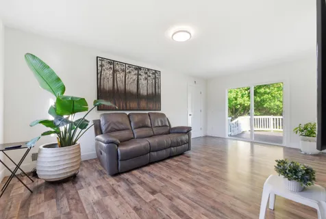 $675,000 | 7 Smith Branch Road, Whitehouse Station, NJ 08889