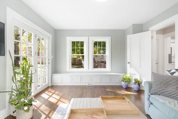 $1,900,000 | 90 Maple Place, Dedham, MA 02026