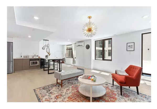 $2,200 | 2128 Ocean Avenue, Unit 6D | Homecrest