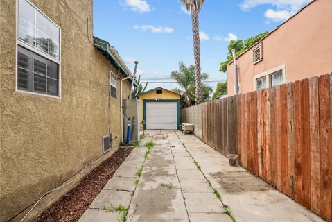 $750,000 | 5941 4th Avenue, Los Angeles, CA 90043