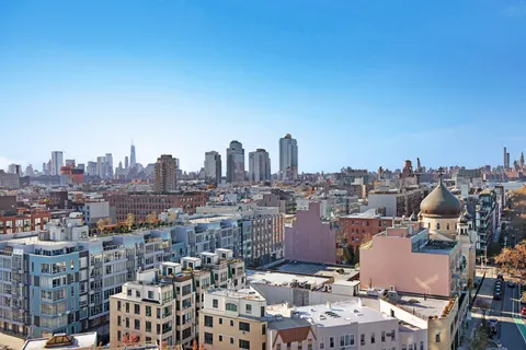 $2,350,000 | 20 Bayard Street, Unit 12A | Williamsburg