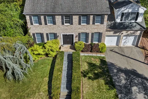 $1,495,000 | 637 Inwood Lane, South Orange, NJ 07079