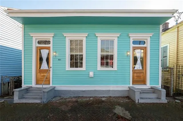 $585,000 | 921 Louisa Street, New Orleans, LA 70117