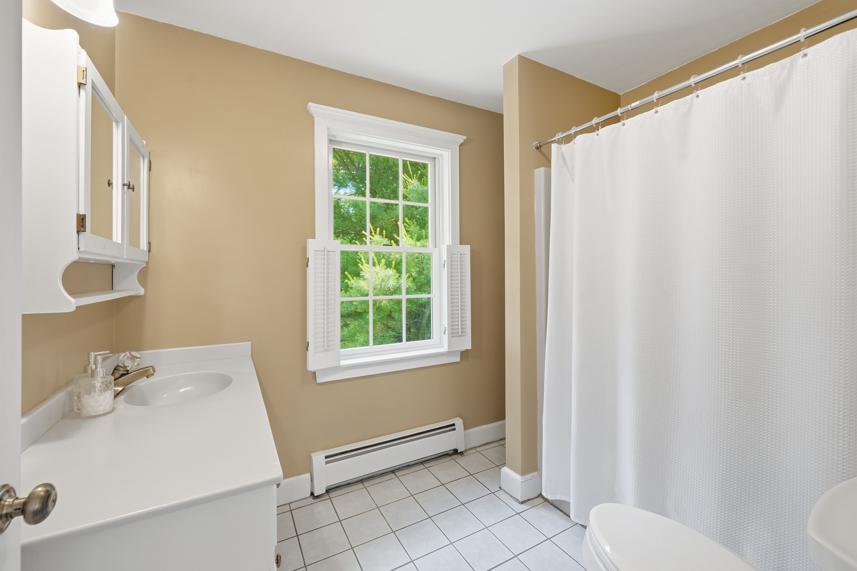 358 Bolton Road Lancaster, MA 01523 - Photo 20 of 60