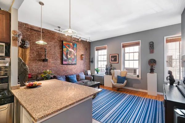 $6,000 | 162 East 91st Street, Unit 5A | Upper East Side