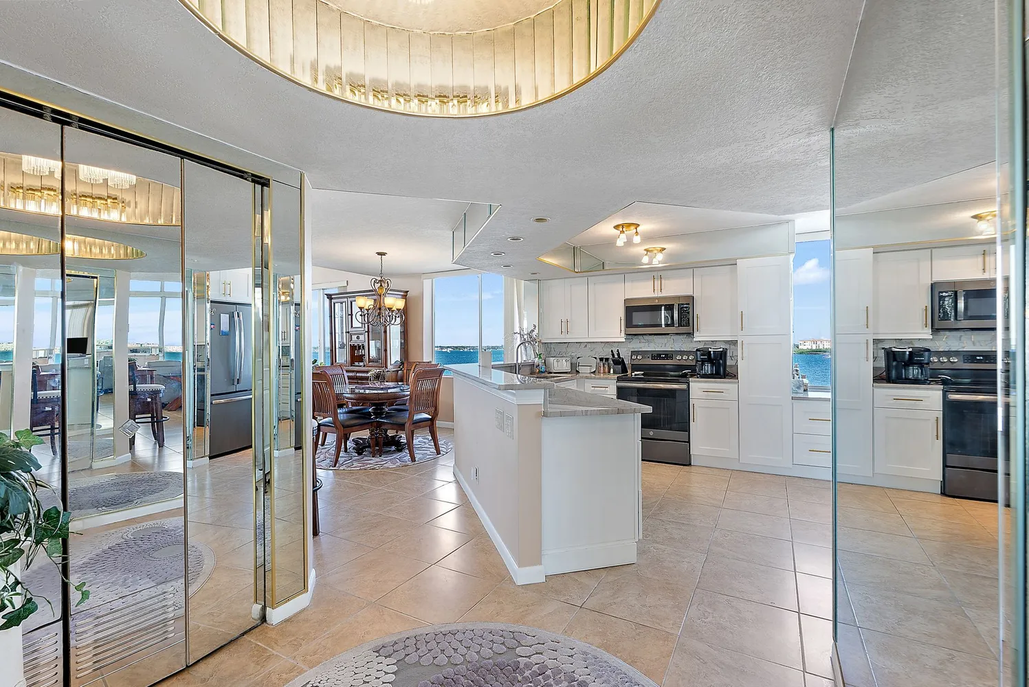 $949,000 | 5279 Isla Key Boulevard South, Unit 417, St. Petersburg, FL 33715