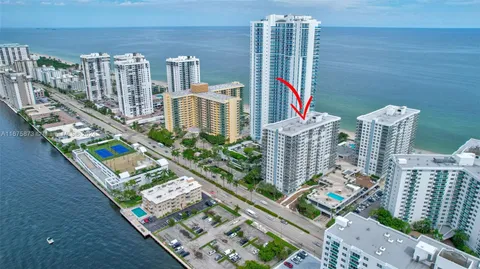 $1,100,000 | 2751 South Ocean Drive, Unit 404N, Hollywood, FL 33019