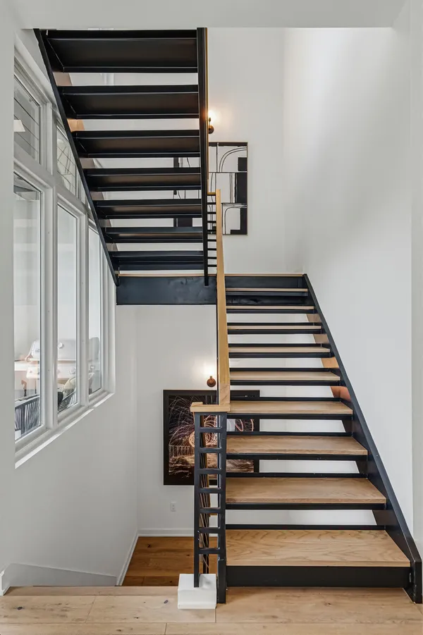 $1,400,000 | 2512 Watkins Way, Austin, TX 78746