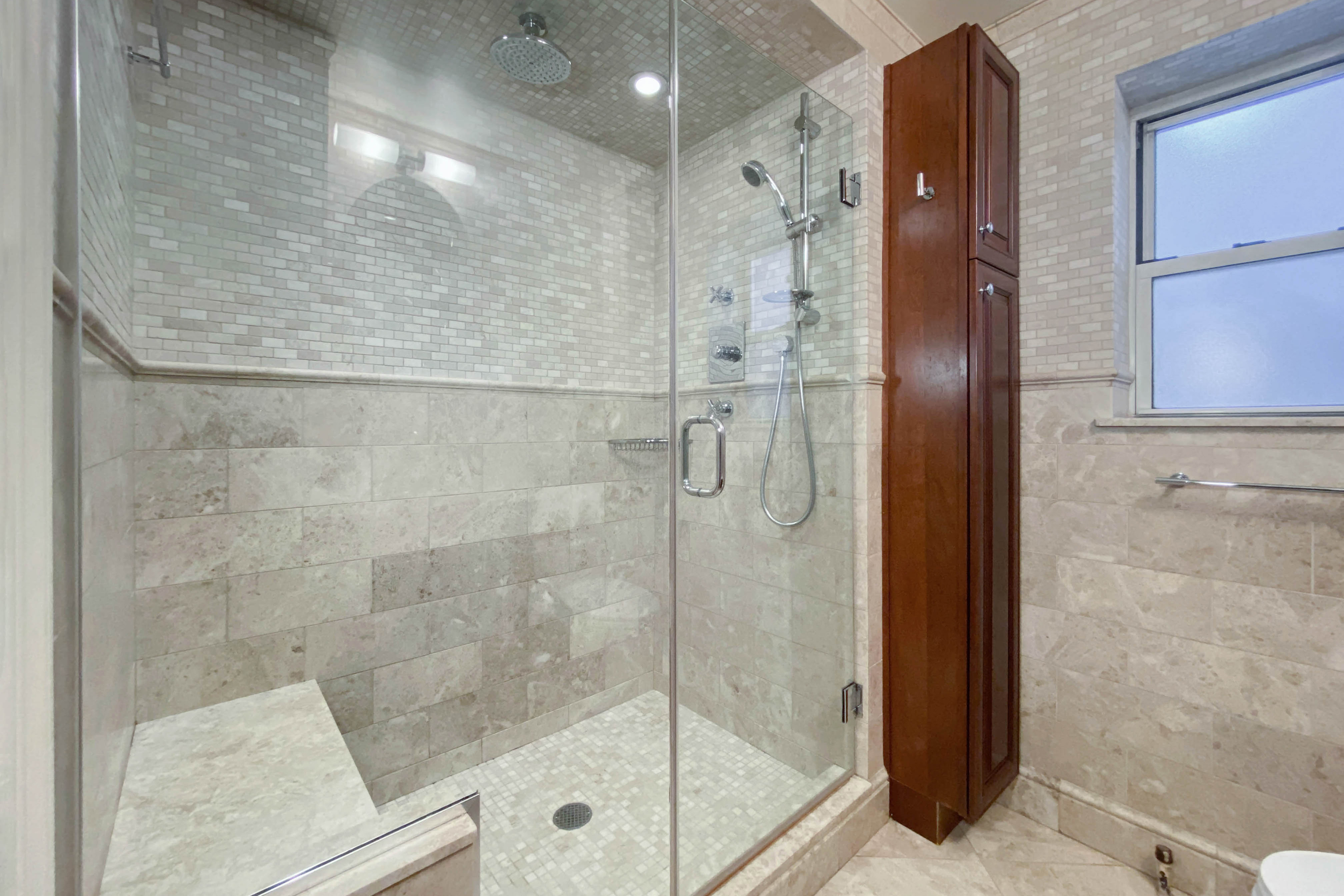 155 East 49th Street, Unit 8F Manhattan, NY 10017 - Photo 5 of 9