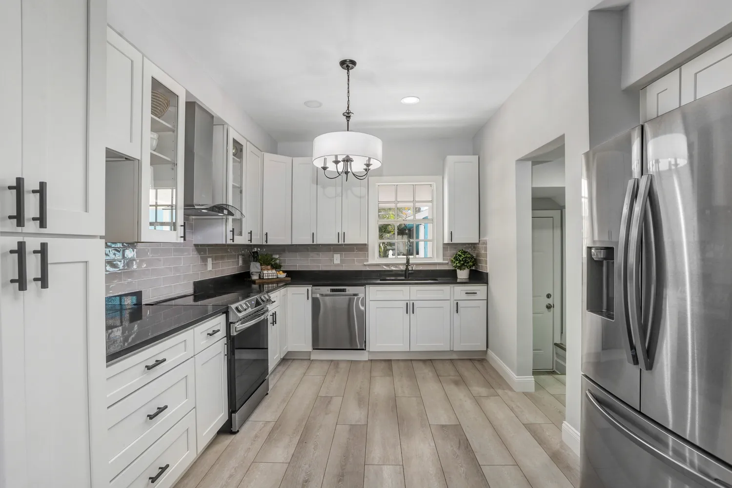 $670,000 | 1960 McKinley Street, Clearwater, FL 33765