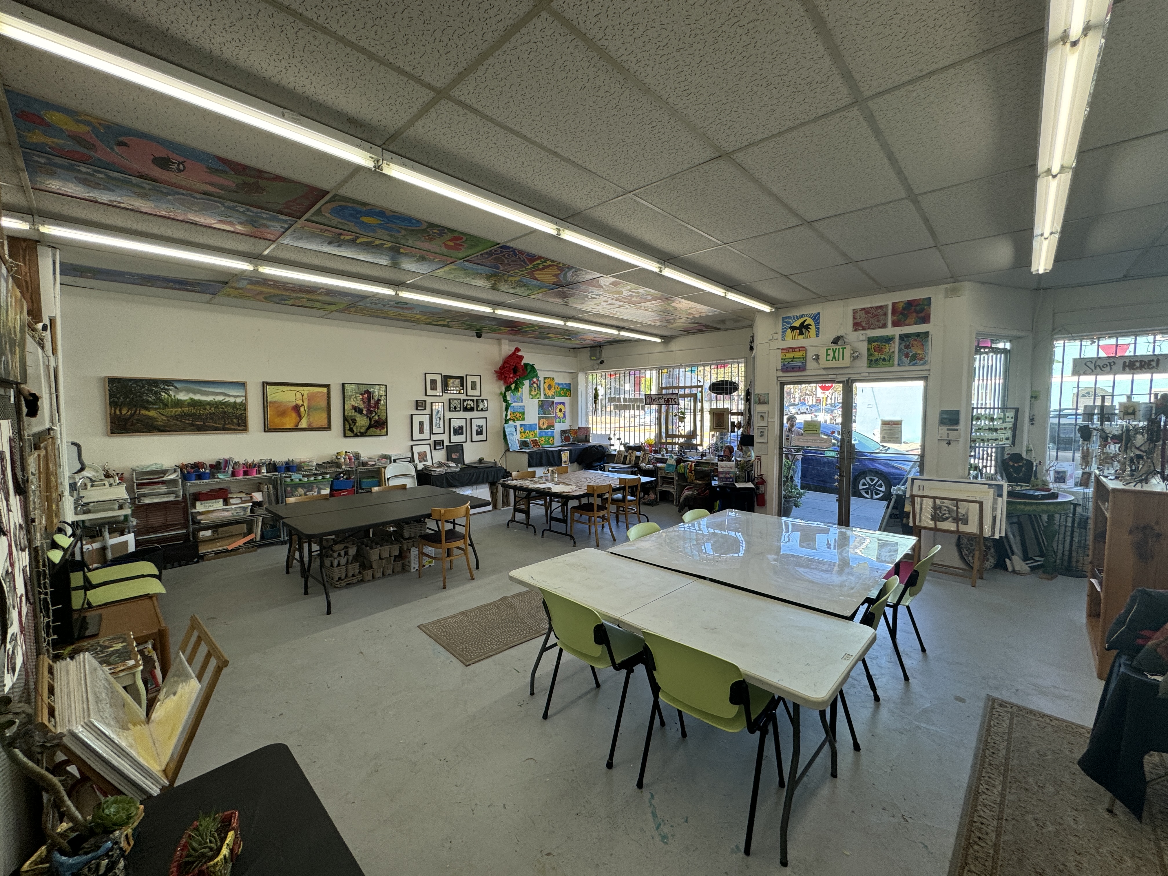 153 Bacon Street San Francisco, CA 94134 - Photo 3 of 26 a view of a dining room with furniture