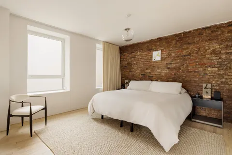 $1,995,000 | 180 South 4th Street | Williamsburg
