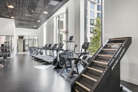 $799,000 | 11 Hoyt Street, Unit 14M | Downtown Brooklyn