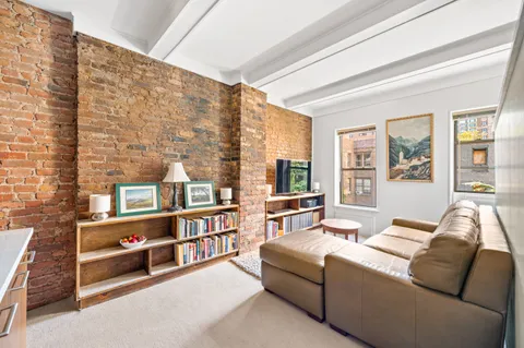 $625,000 | 130 West 71st Street, Unit 10 | Upper West Side