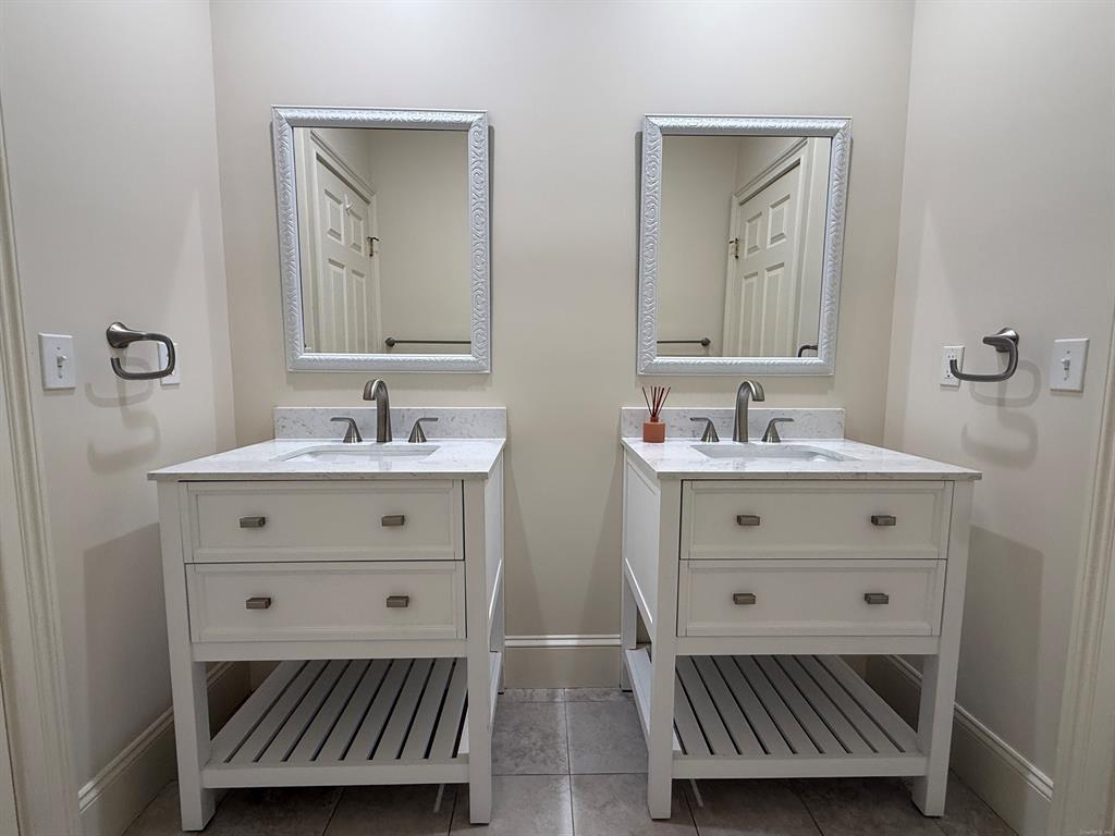 59 Crescent Road Westport, CT 06880 - Photo 13 of 23