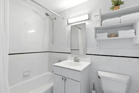 $600,000 | 1787 Madison Avenue, Unit 402 | Harlem