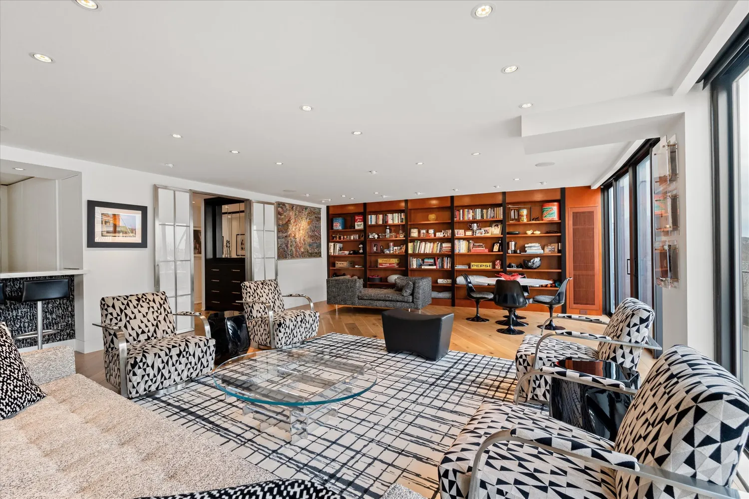 Contact Agent | 700 New Hampshire Avenue Northwest, Unit 708/709, Washington, DC 20037