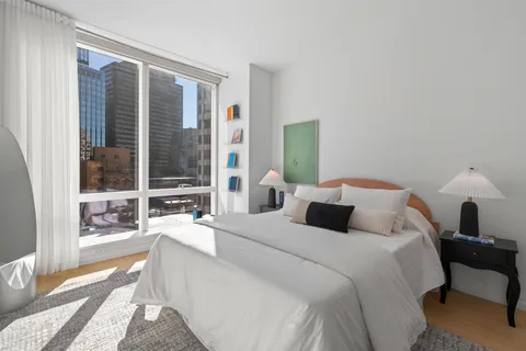 Contact Agent | 1 Franklin Street, Unit 1408, Boston, MA 02110