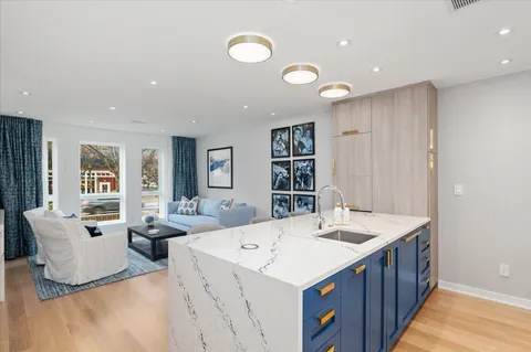 $1,395,000 | 7313 Woodmont Avenue, Unit R, Bethesda, MD 20814