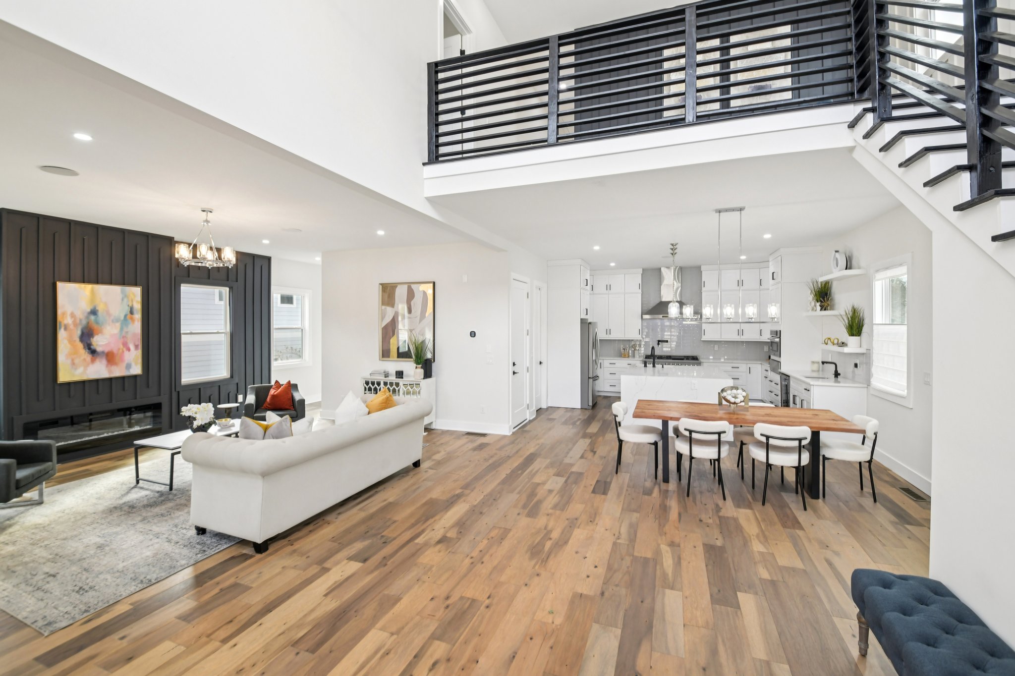 2014 Cambridge Avenue Atlanta, GA 30337 - Photo 8 of 34