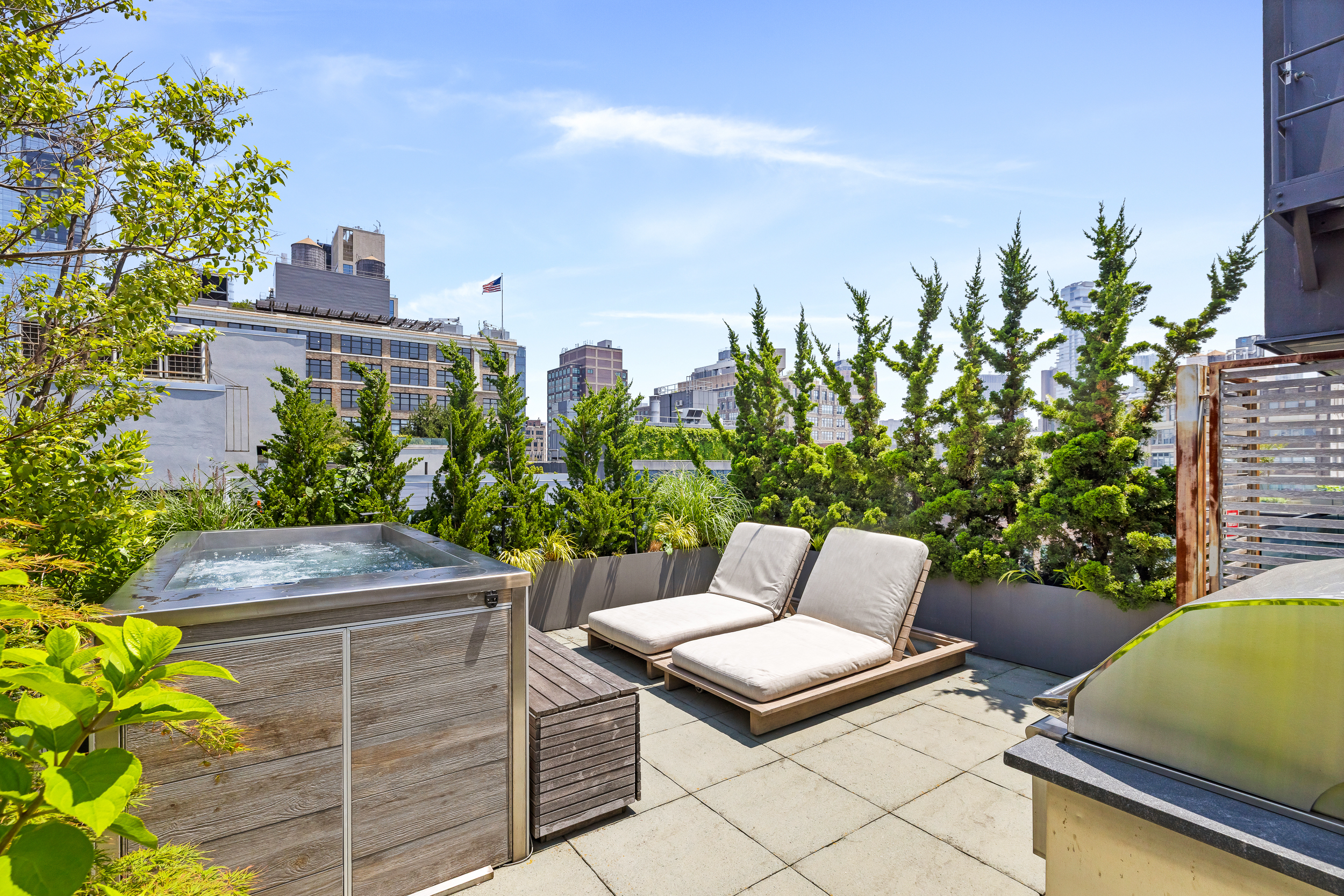 15 Renwick Street, Unit PH2 Manhattan, NY 10013 - Photo 6 of 23 a view of a chairs and table in a patio