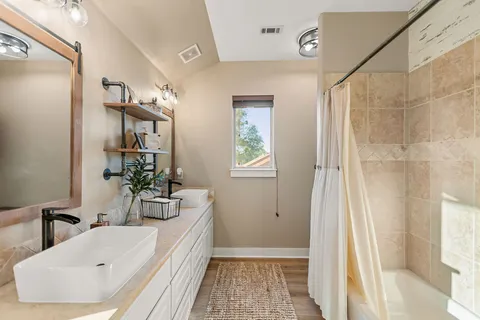 $1,285,000 | 309 Hacienda Place, Dripping Springs, TX 78620