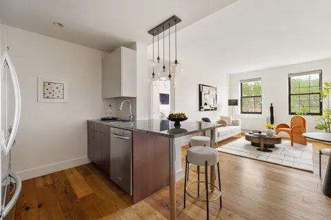 $885,000 | 110 Warren Street, Unit B304 | Columbia Street Waterfront