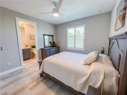 $1,580,000 | 554 North Barfield Drive, Marco Island, FL 34145