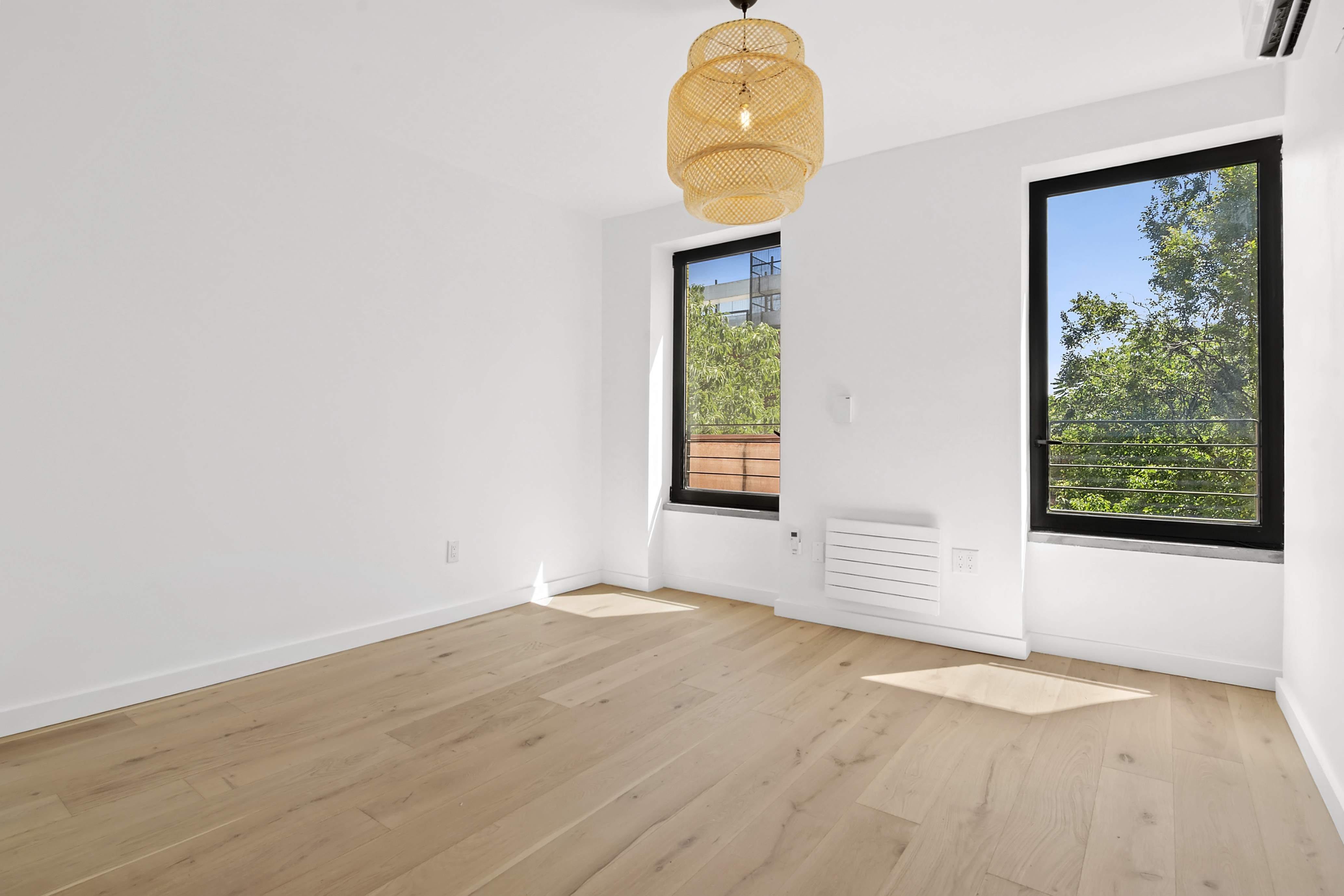 110 Butler Street, Unit 2 Brooklyn, NY 11231 - Photo 5 of 9 an empty room with a window