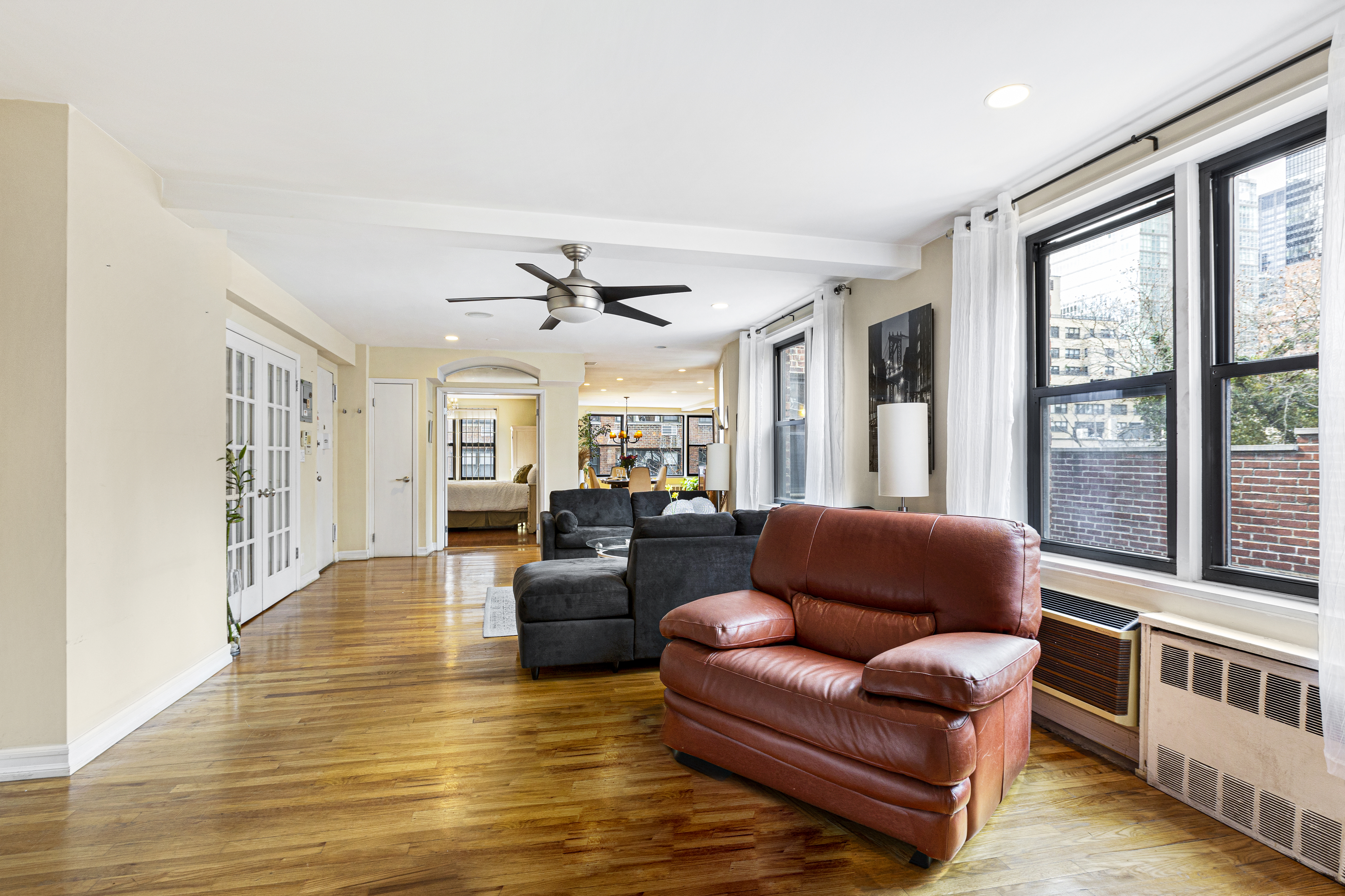 342 East 53rd Street, Unit 6AGH Manhattan, NY 10022 - Photo 5 of 18