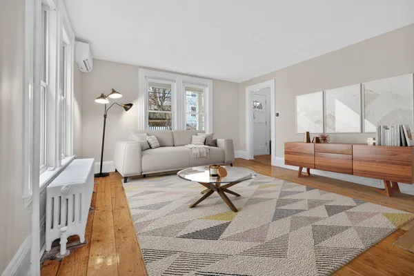 Contact Agent | 146 Poplar Street, Boston, MA 02131