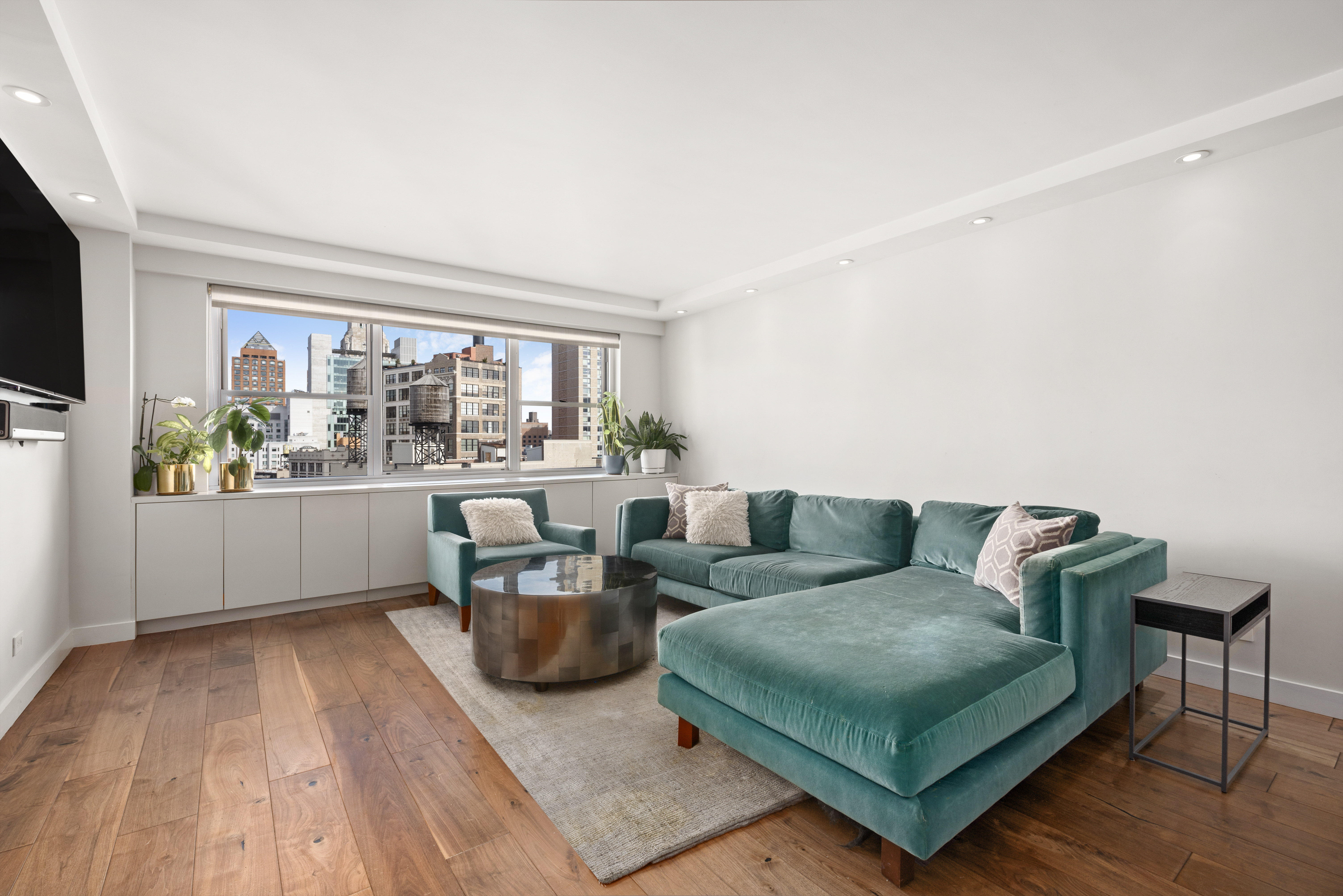 70 East 10th Street, Unit 16U Manhattan, NY 10003 - Photo 2 of 16