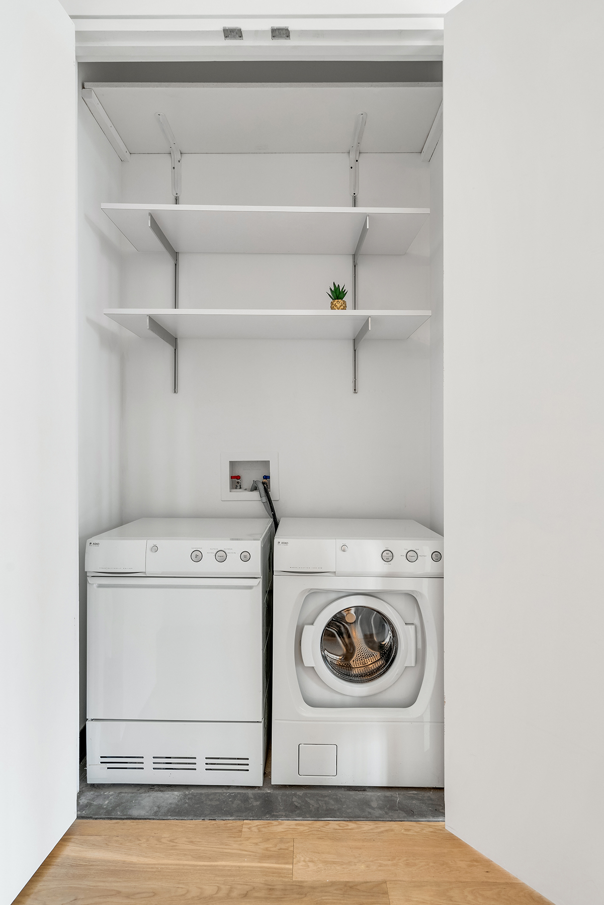 27-28 Thomson Avenue, Unit 224 Queens, NY 11101 - Photo 11 of 18