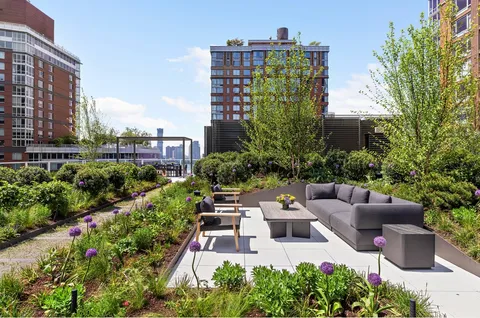 $2,050,000 | 210 Warren Street, Unit 10G | Battery Park City