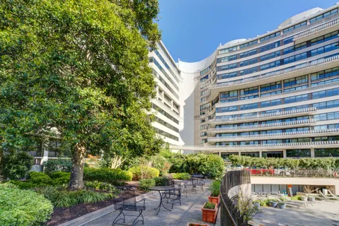 $1,750,000 | 2700 Virginia Avenue Northwest, Washington, DC 20037