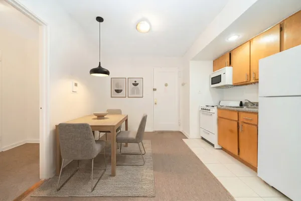 $1,900 | 105-24 63rd Drive, Unit 2L | Forest Hills