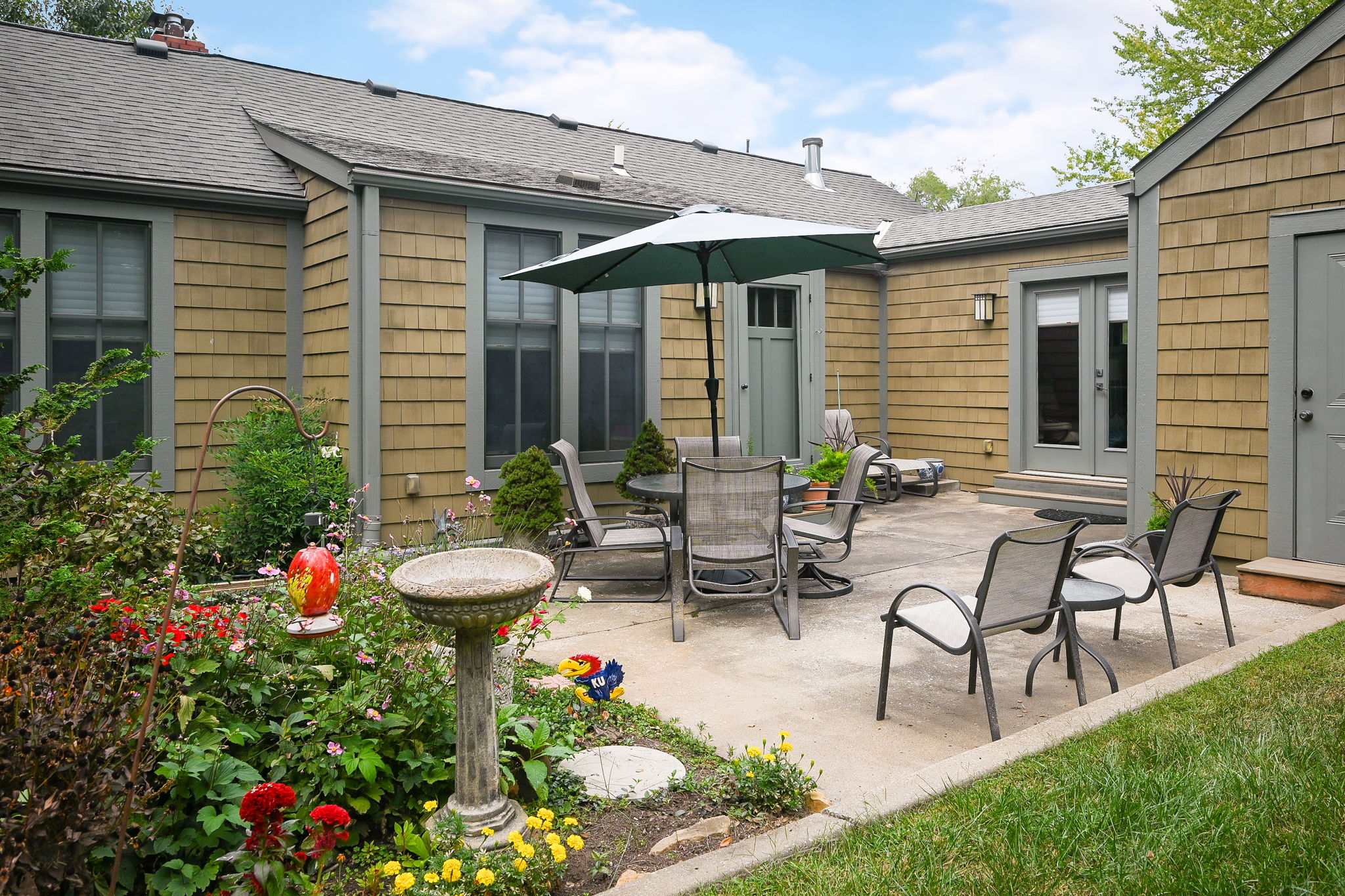 8501 Riley Street Overland Park, KS 66212 - Photo 14 of 25