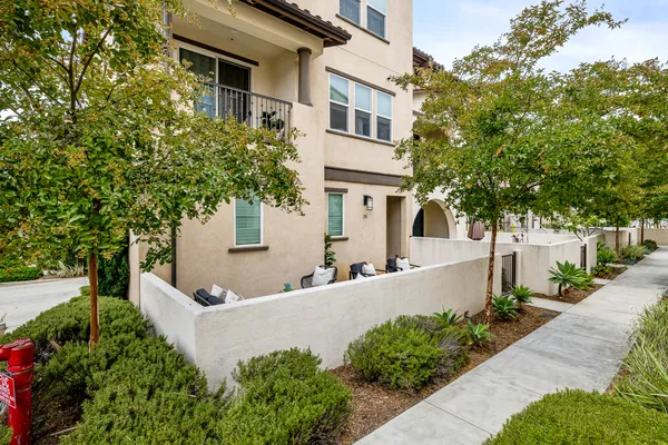 $659,000 | 619 West Foothill Boulevard, Unit 50, Glendora, CA 91741