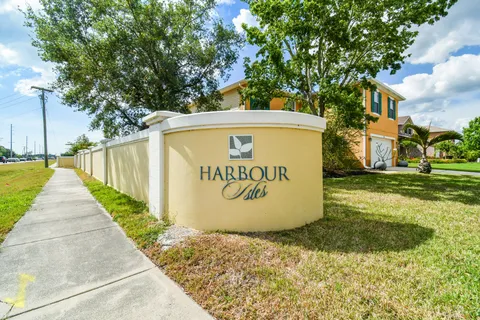 $385,000 | 5108 Butterfly Shell Drive, Apollo Beach, FL 33572