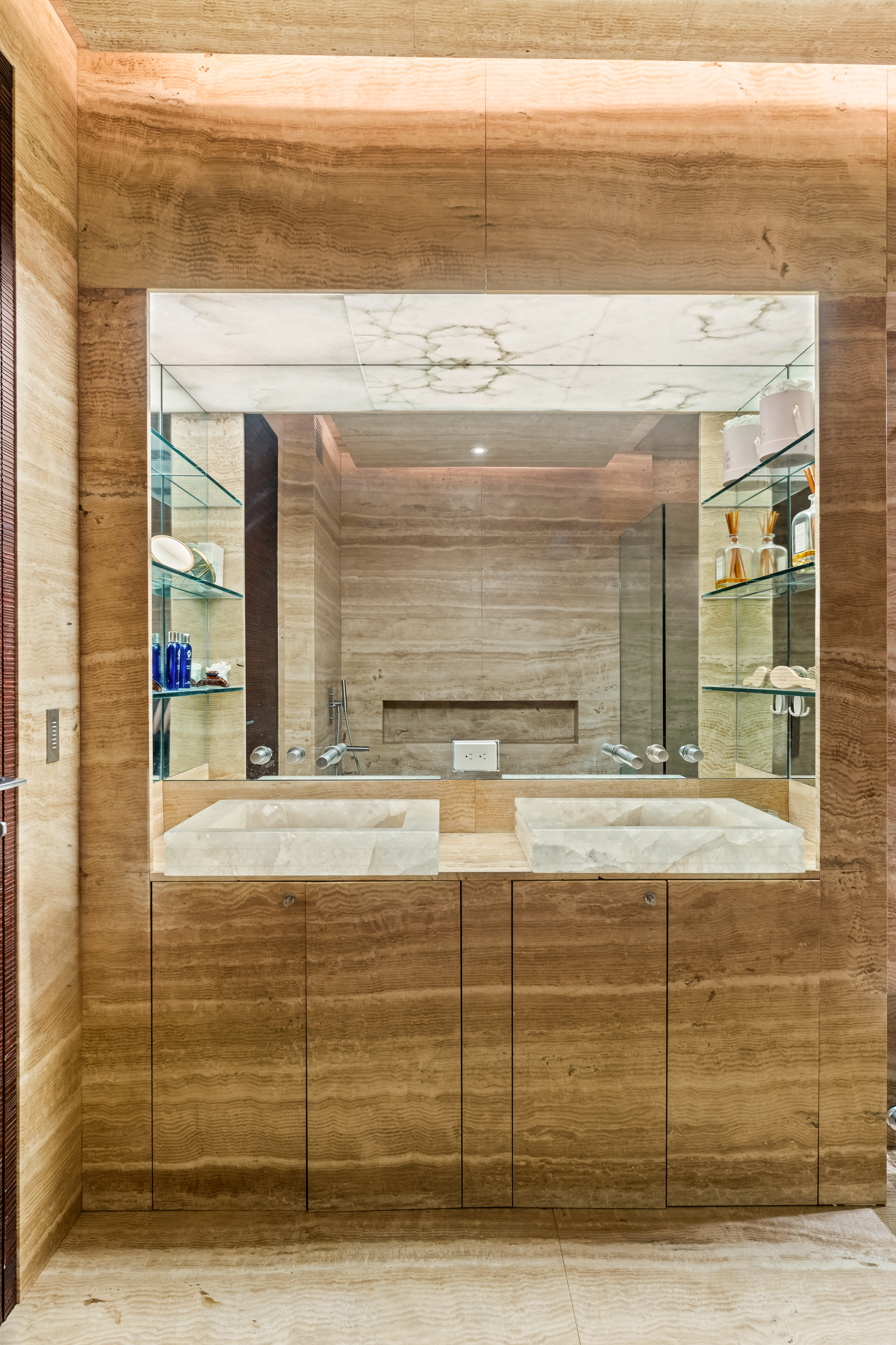 80 Columbus Circle, Unit 67B Manhattan, NY 10019 - Photo 11 of 16 a view of a entrance door of the house