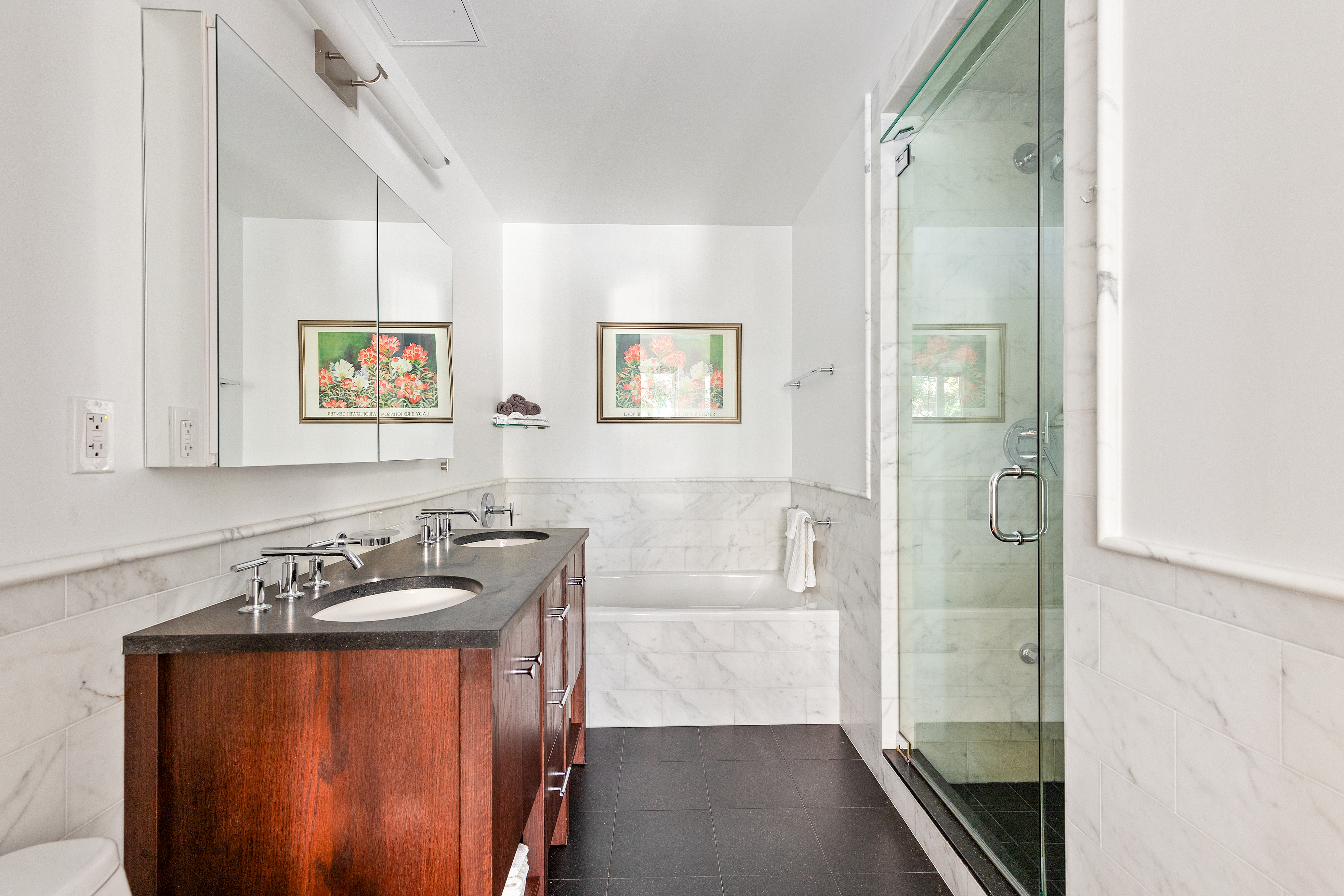 454 West 54th Street, Unit 2G Manhattan, NY 10019 - Photo 4 of 10