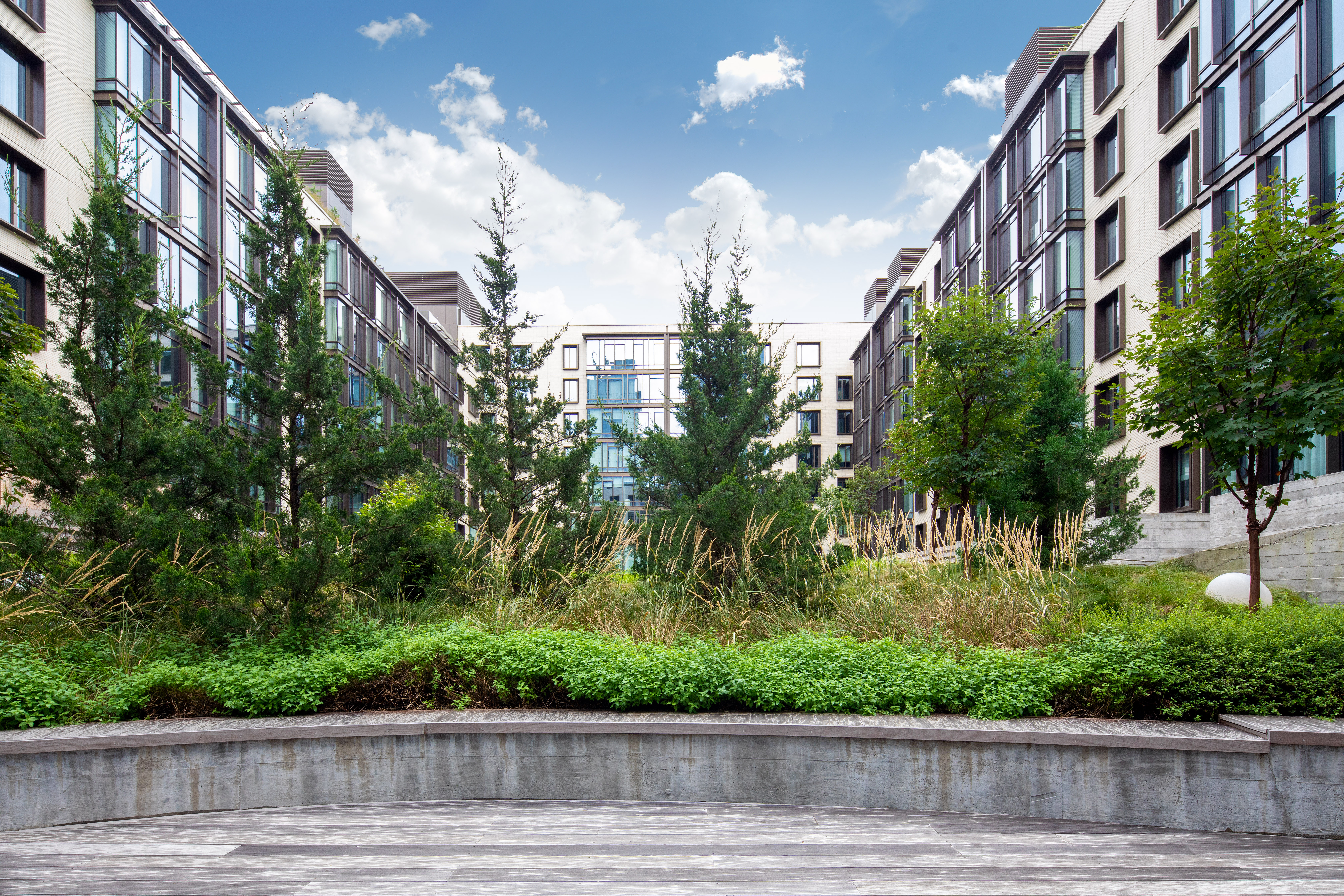 429 Kent Avenue, Unit D717 Brooklyn, NY 11249 - Photo 18 of 26