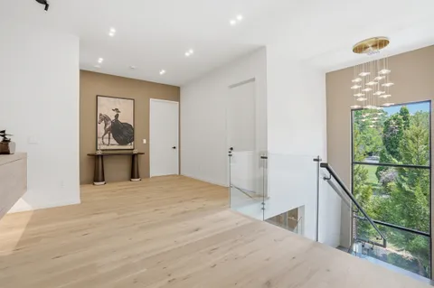 $5,695,888 | 6519 Brawner Street, McLean, VA 22101